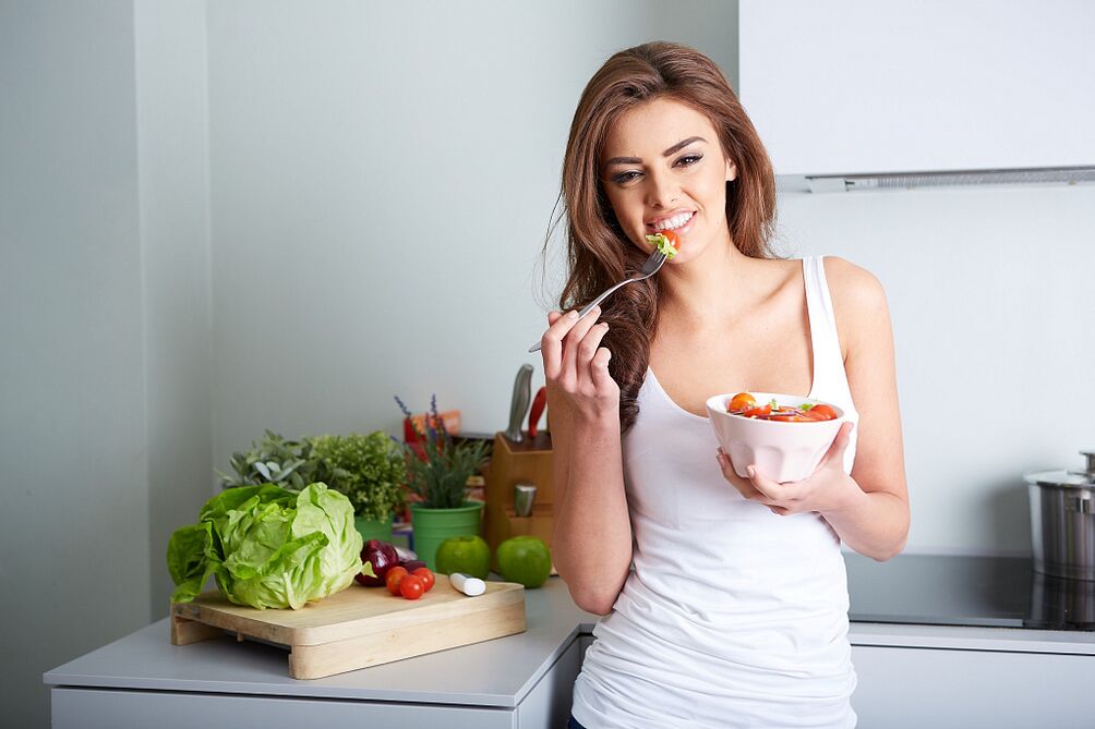 Uživanje samopripravljene dietne hrane za hujšanje